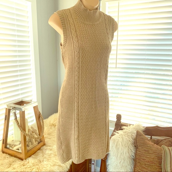 Banana Republic Dresses & Skirts - Banana Republic COZY COTTON cable knit dress! EUC!